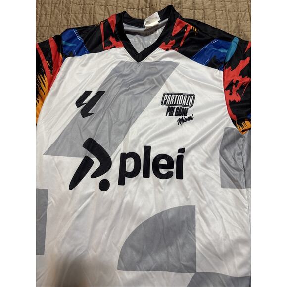 Plei Pre Game Shirt M - Picture 2 of 8